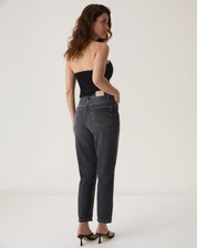 CALÇA MOM JEANS CROPPED - AZUL ESCURO