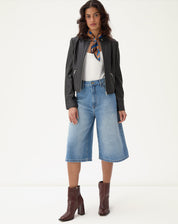 Bermuda Jeans Alongada Evasê - Azul Médio