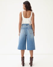 Bermuda Jeans Alongada Evasê - Azul Médio
