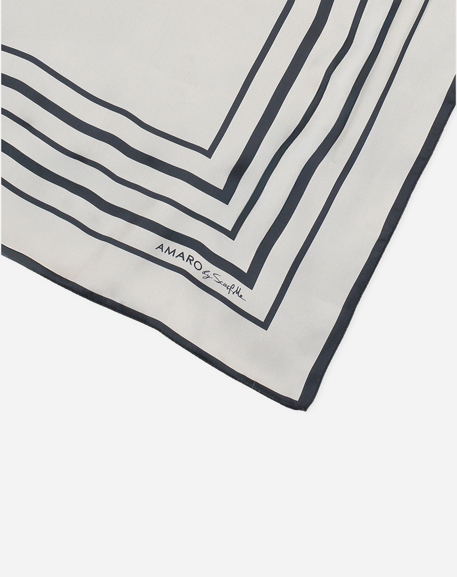 Lenço AMARO by Scarf Me 90x90cm - PRETO E BRANCO