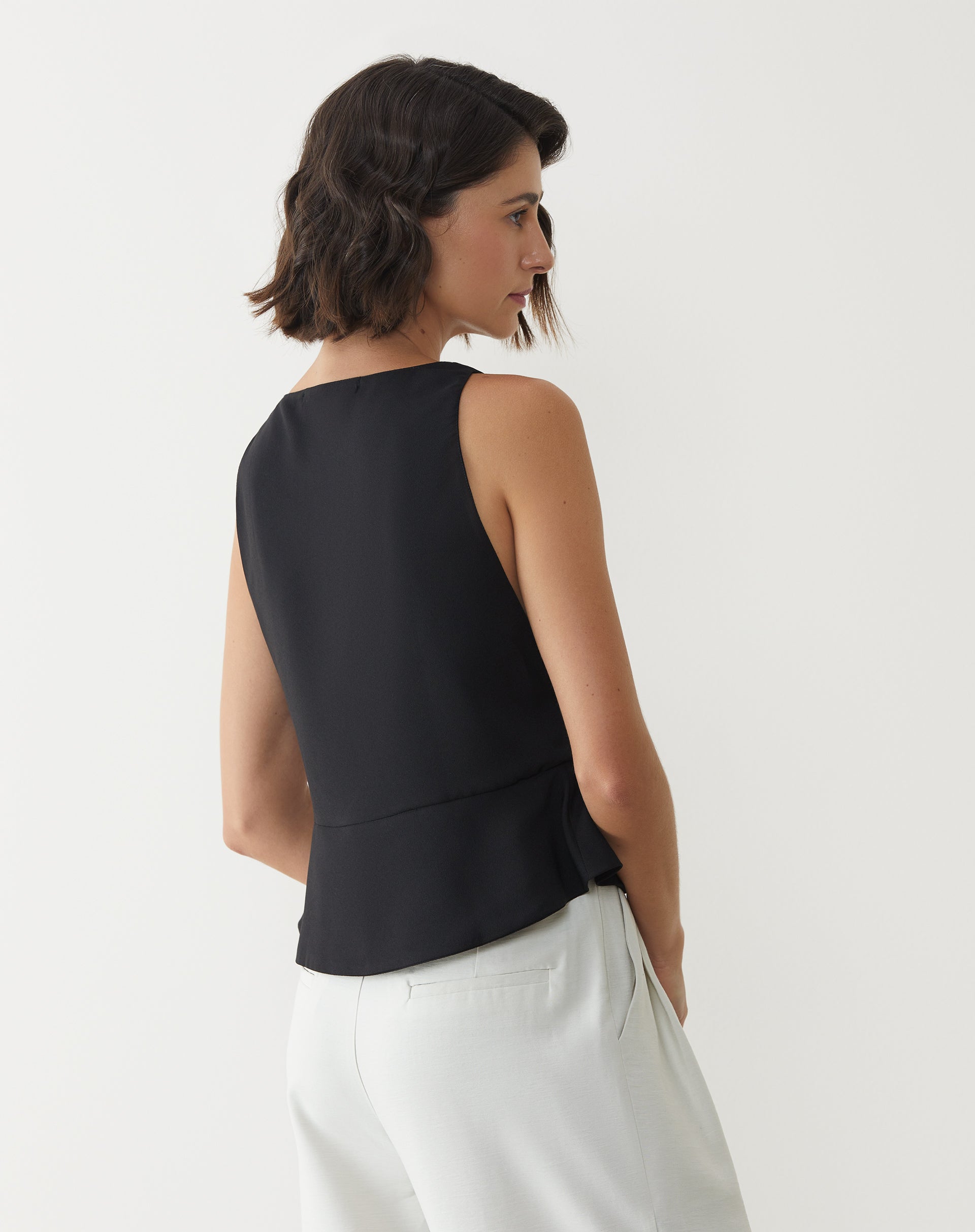 Regata Halter Gola Careca com Amarração - Preto