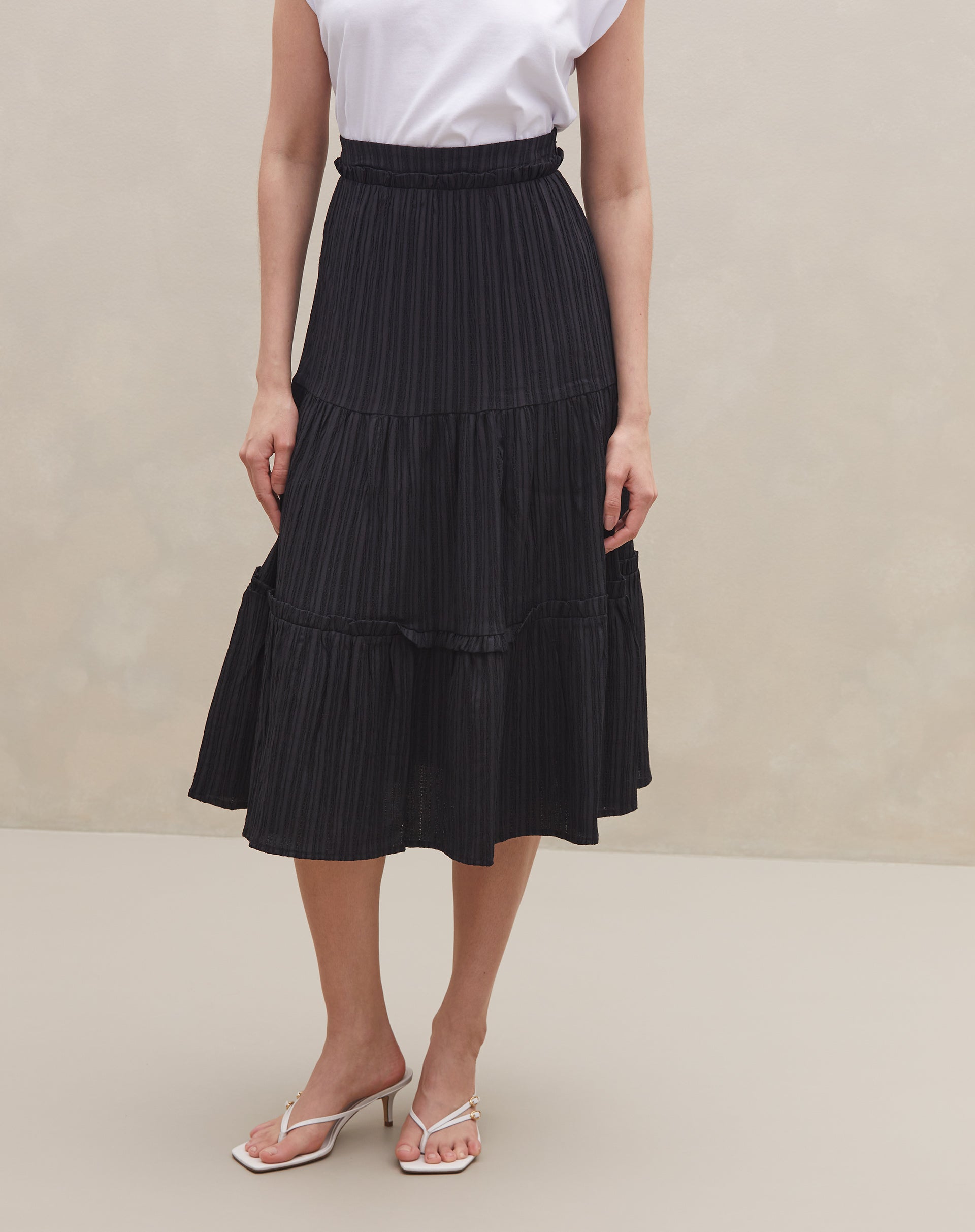 Saia Midi com Marias Texturizada - Preto