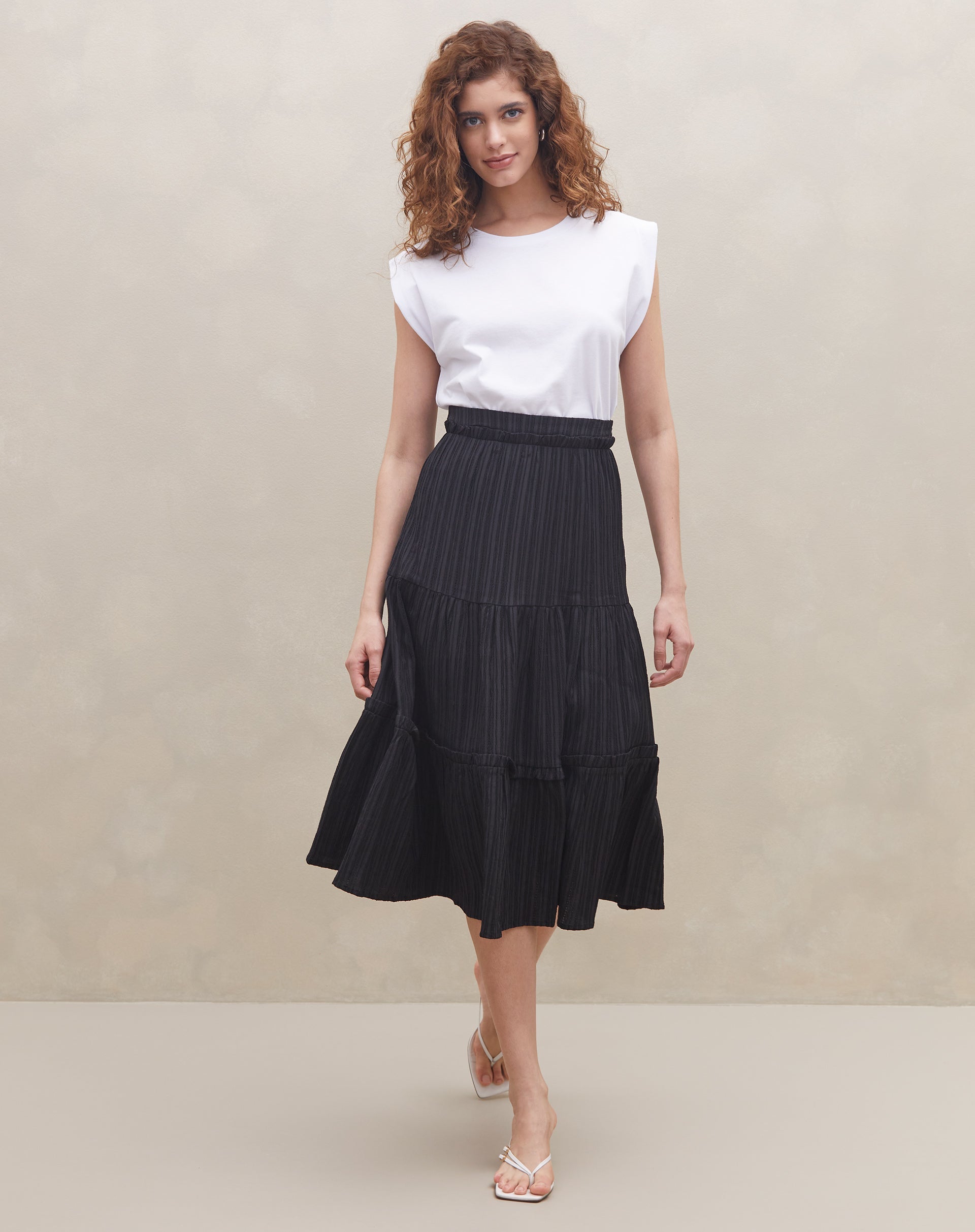 Saia Midi com Marias Texturizada - Preto