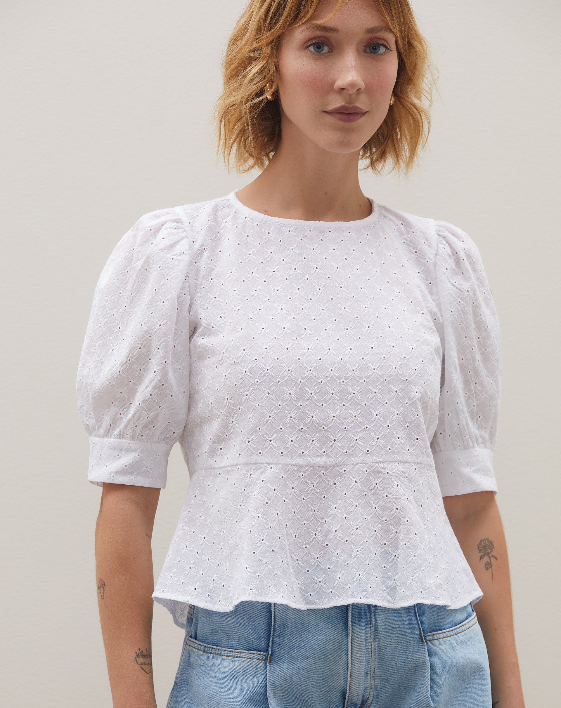 Blusa de Laise com Barra Peplum  - Off-white