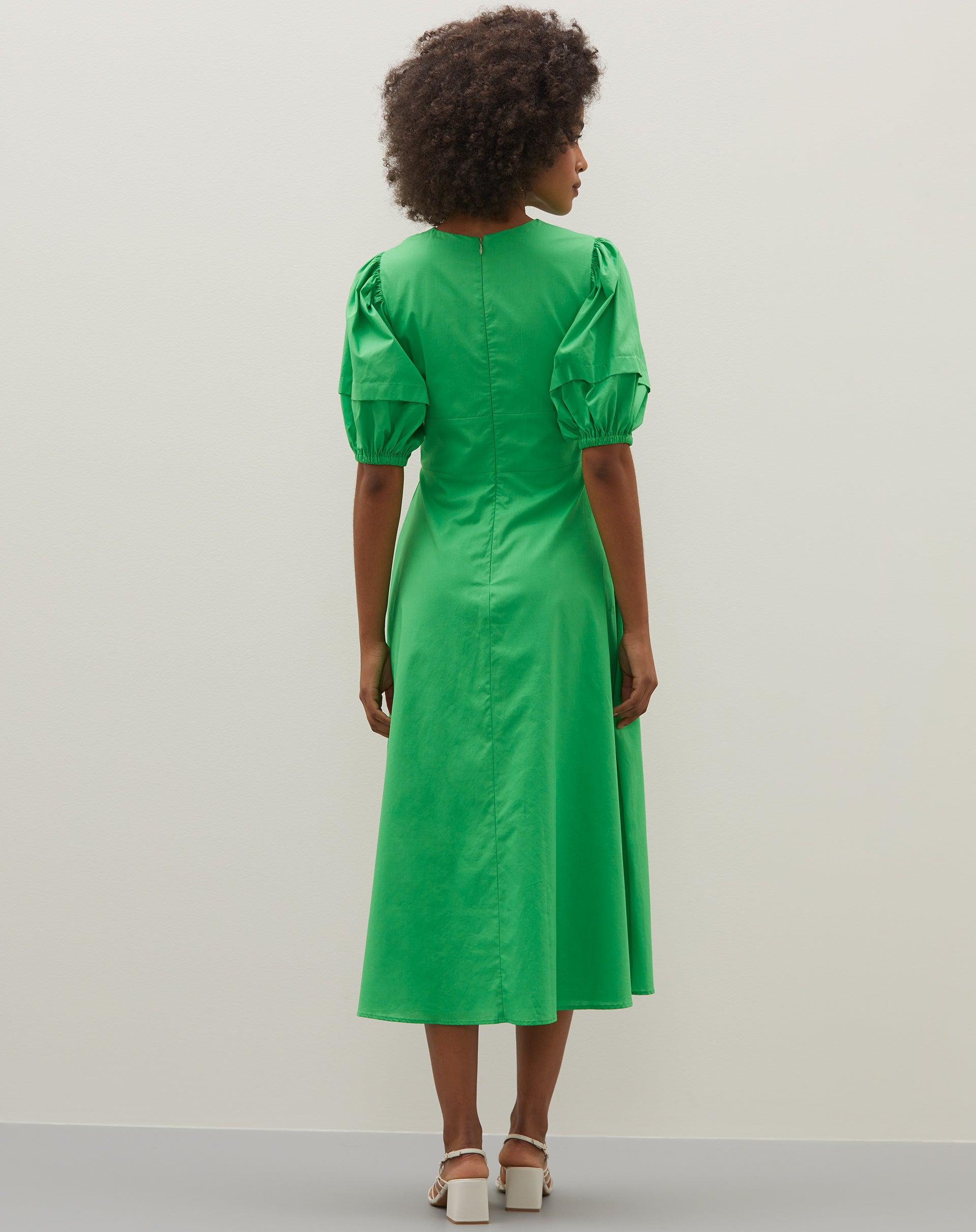 Vestido Midi Evasê Manga Balonê - Verde