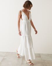Vestido Longo Decotado com  Amarração na Alça - Off-white