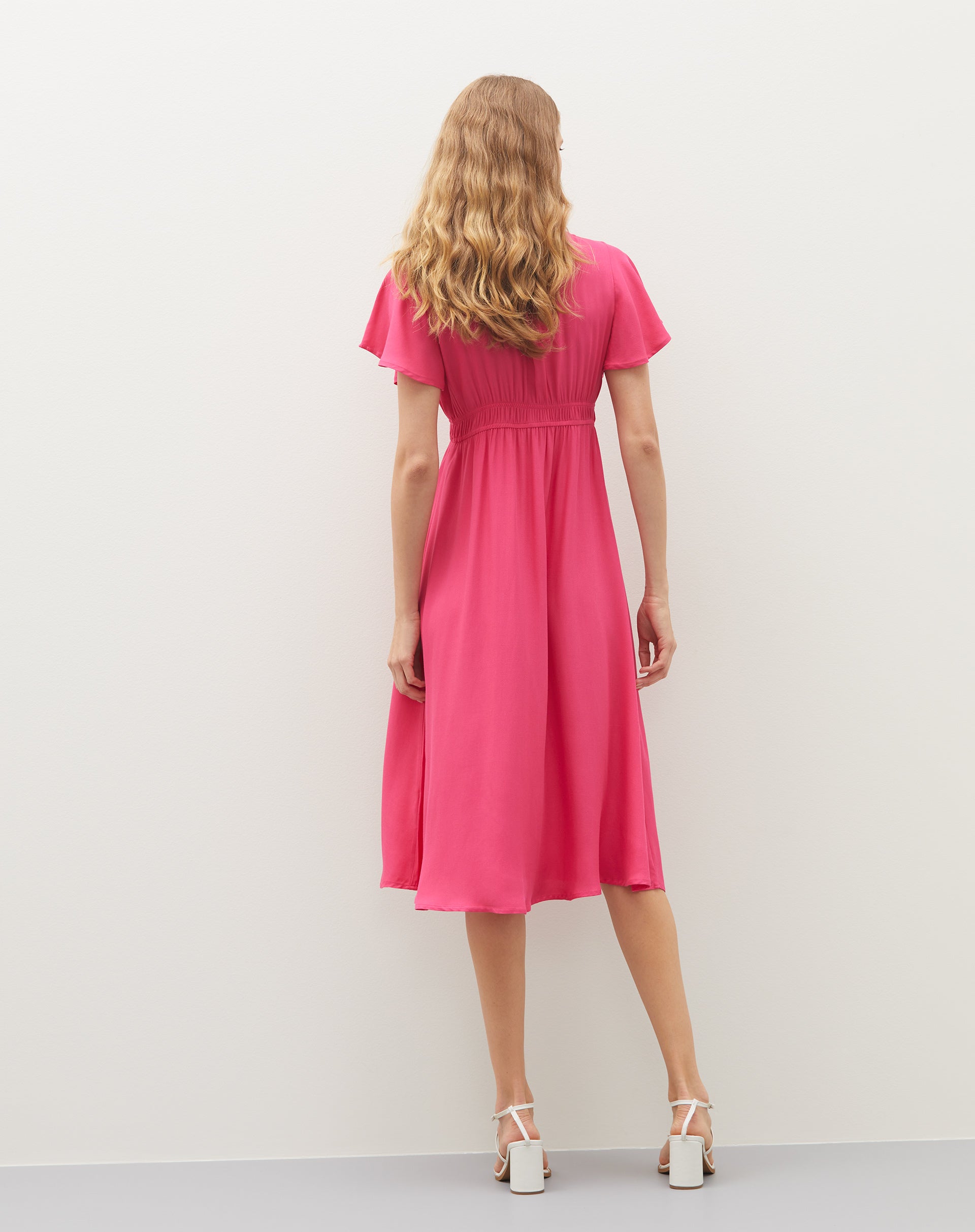 Vestido Midi Decote V de Viscose - Pink