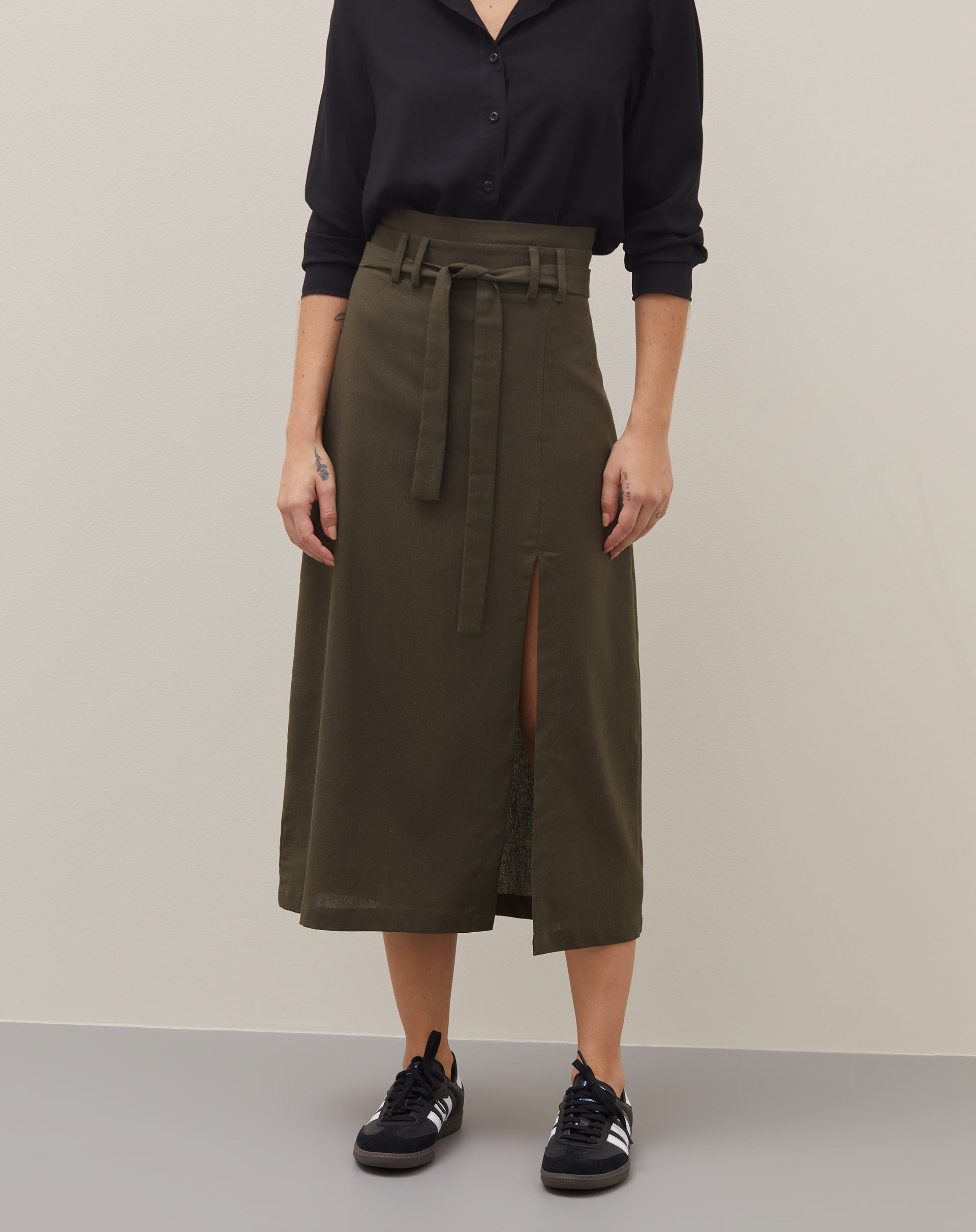 Saia Midi de Linho com Fenda - Verde Militar