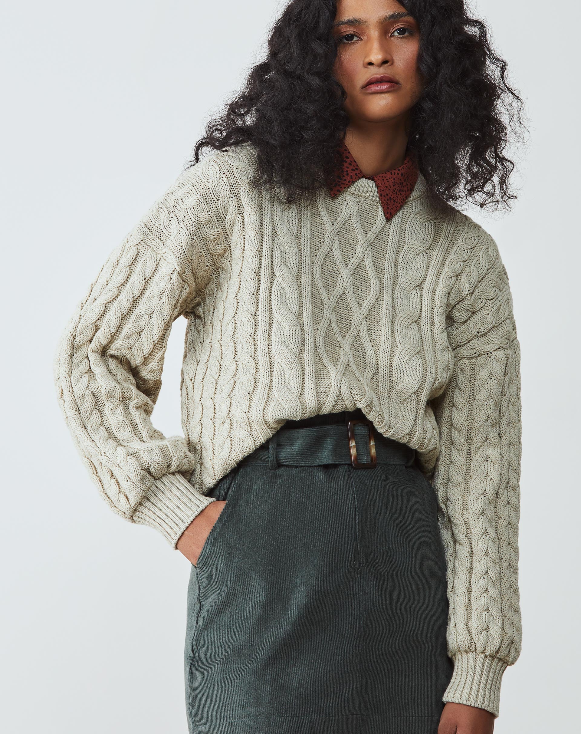 Suéter Manga Longa de Tricot Trançado - Areia