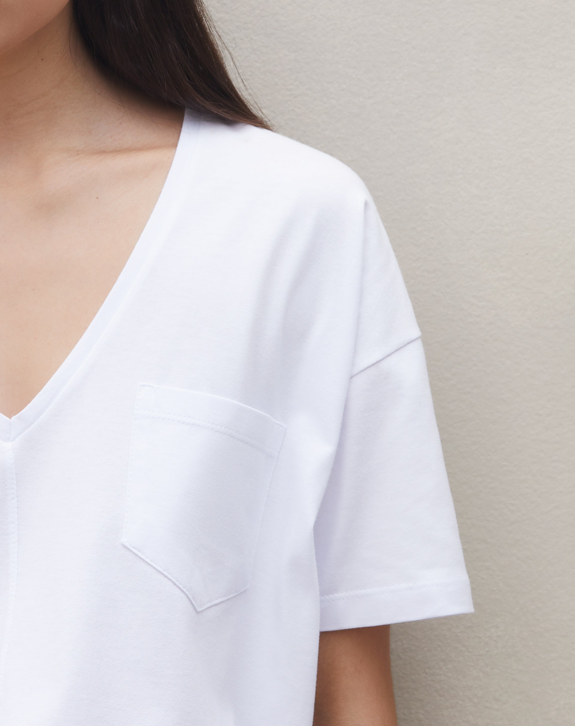 Camiseta Oversized com Bolso - Branco