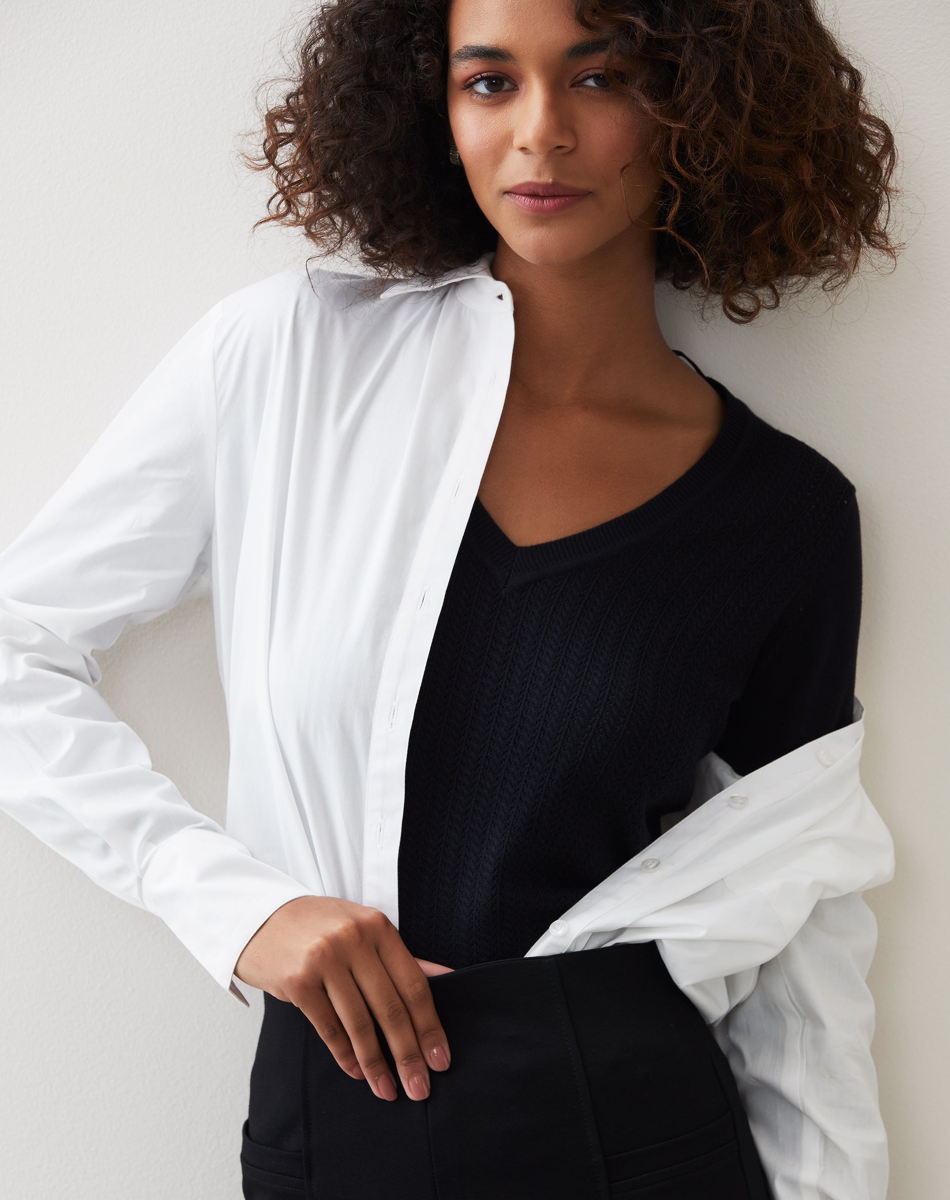 Suéter Decote V - Preto