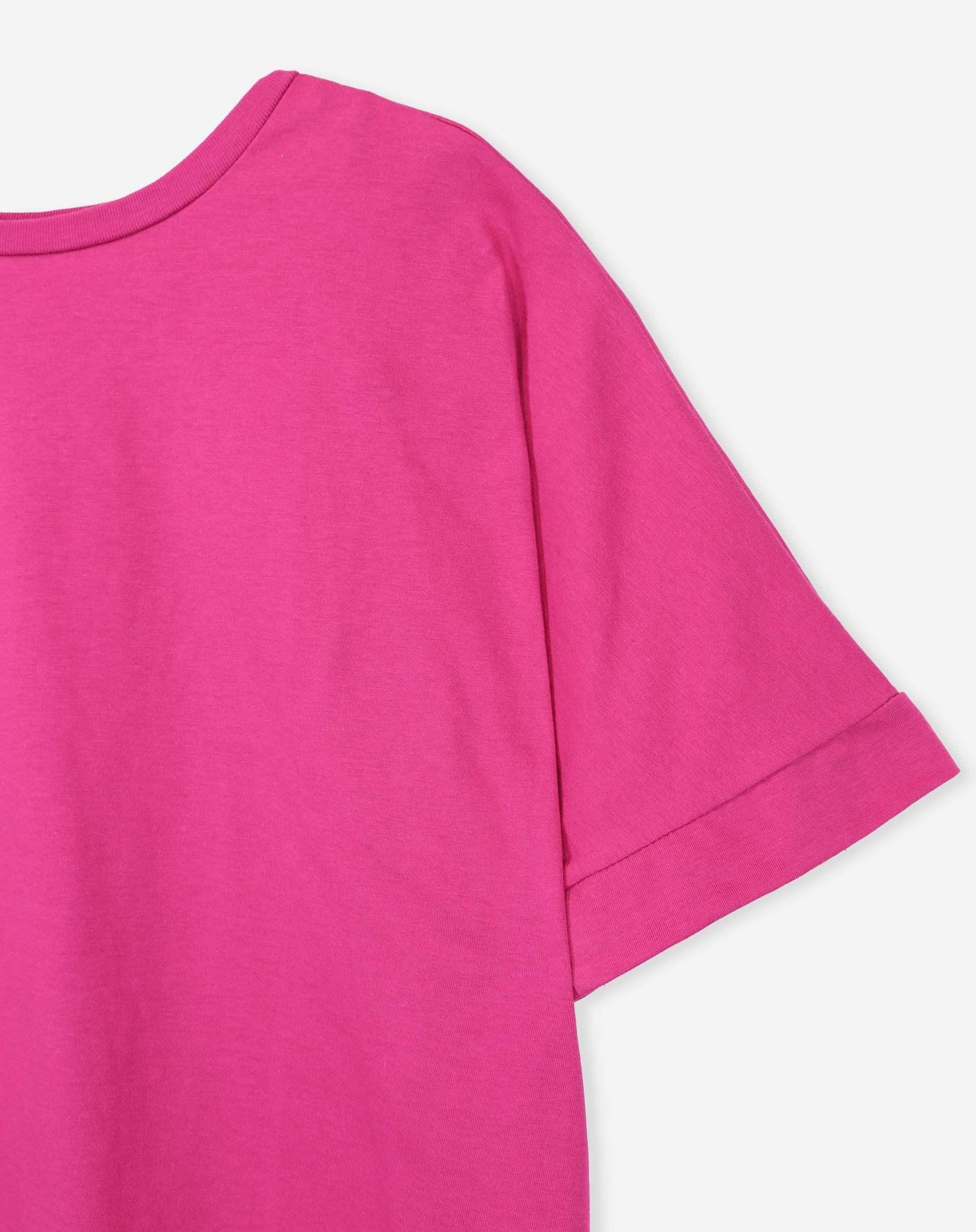 Camiseta com Barra Assimétrica de Malha - Rosa