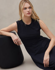 Vestido de Malha com Recortes - Preto