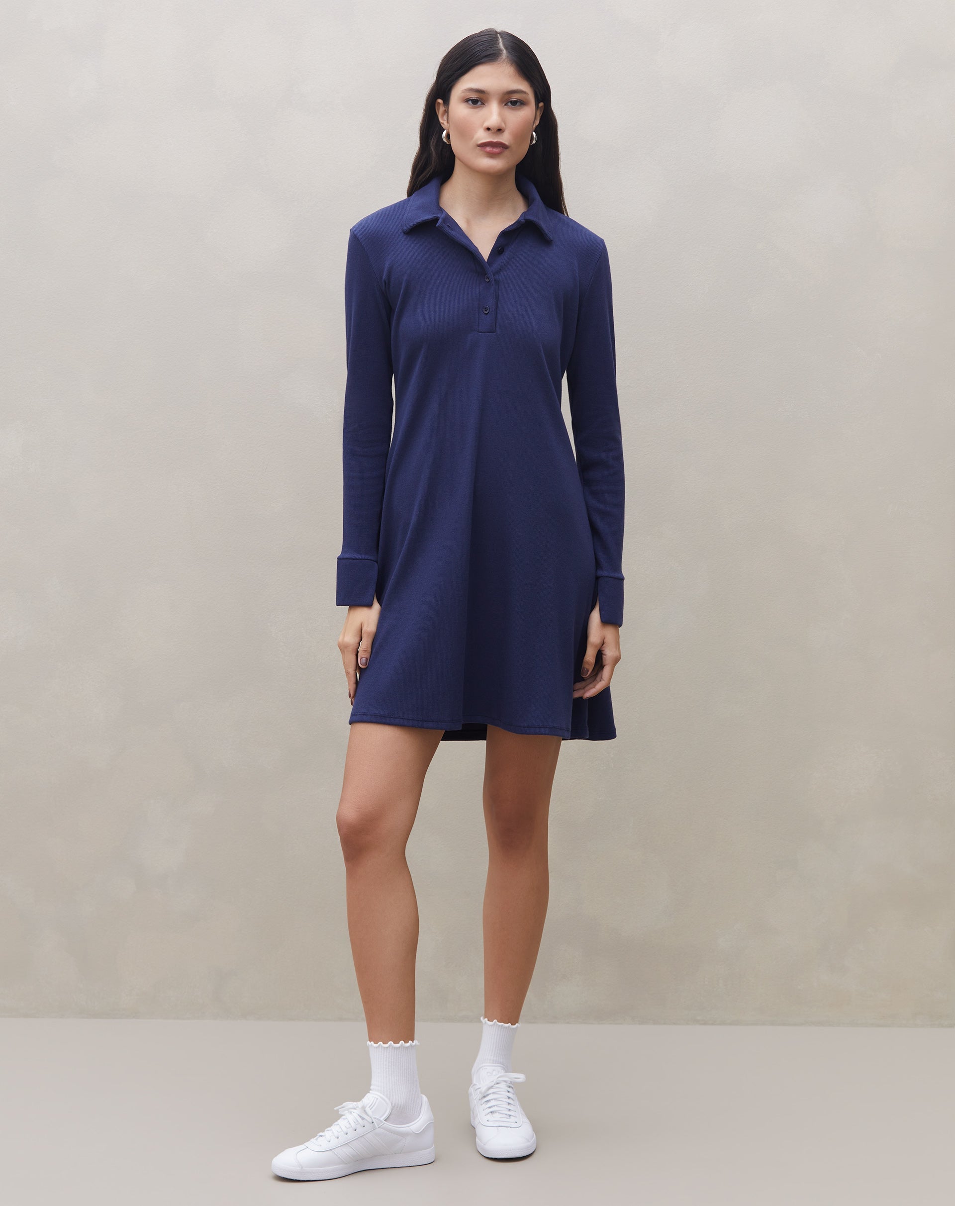 Vestido Curto com Gola Polo de Malha Canelada - Azul Marinho