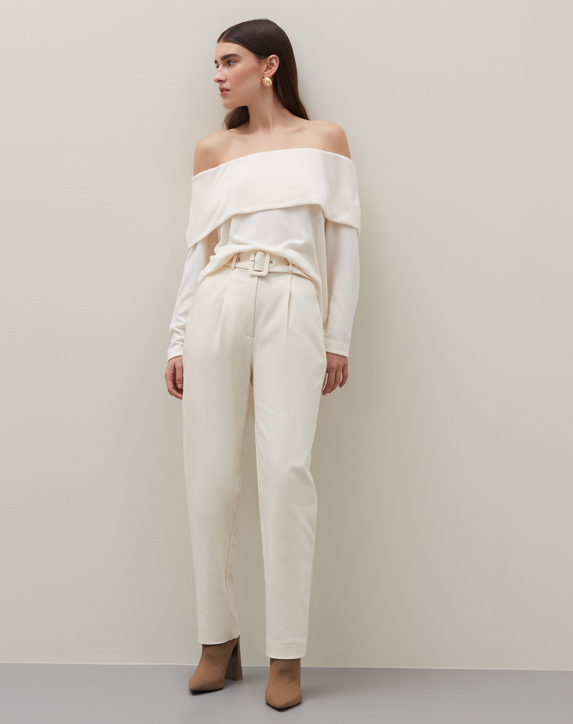 Blusa Manga Longa Ombro a Ombro  - Off-white