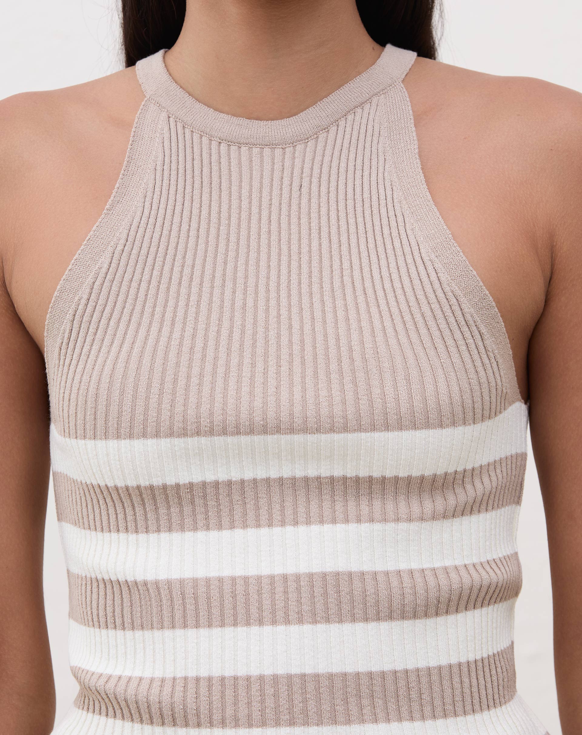 51211461_0021_regata-halter-neck-de-tricot-caqui_1_fa6076e7-4096-424b-b780-a19699f37e07.jpg