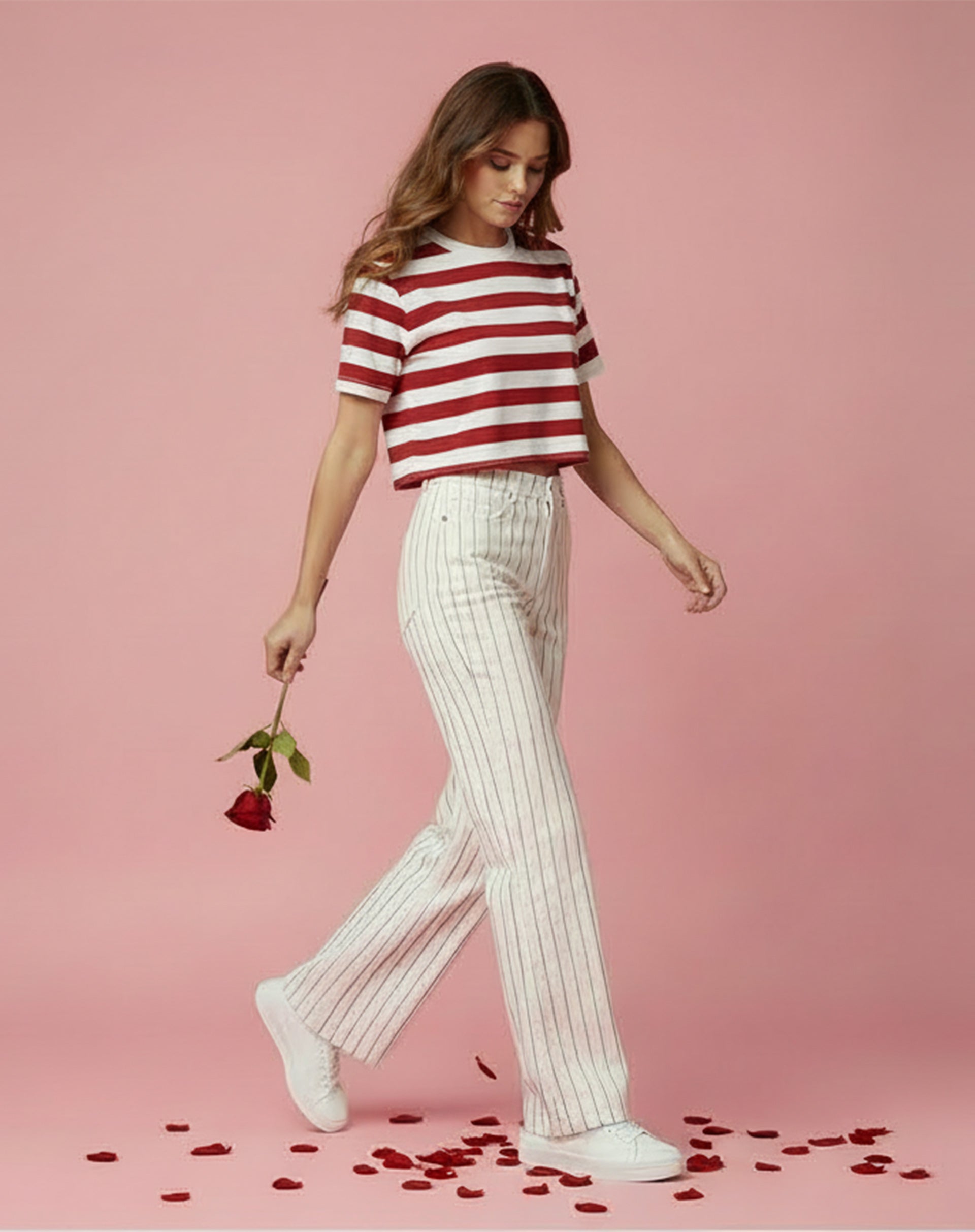 Camiseta Cropped de Tricot Listrada - Vermelho