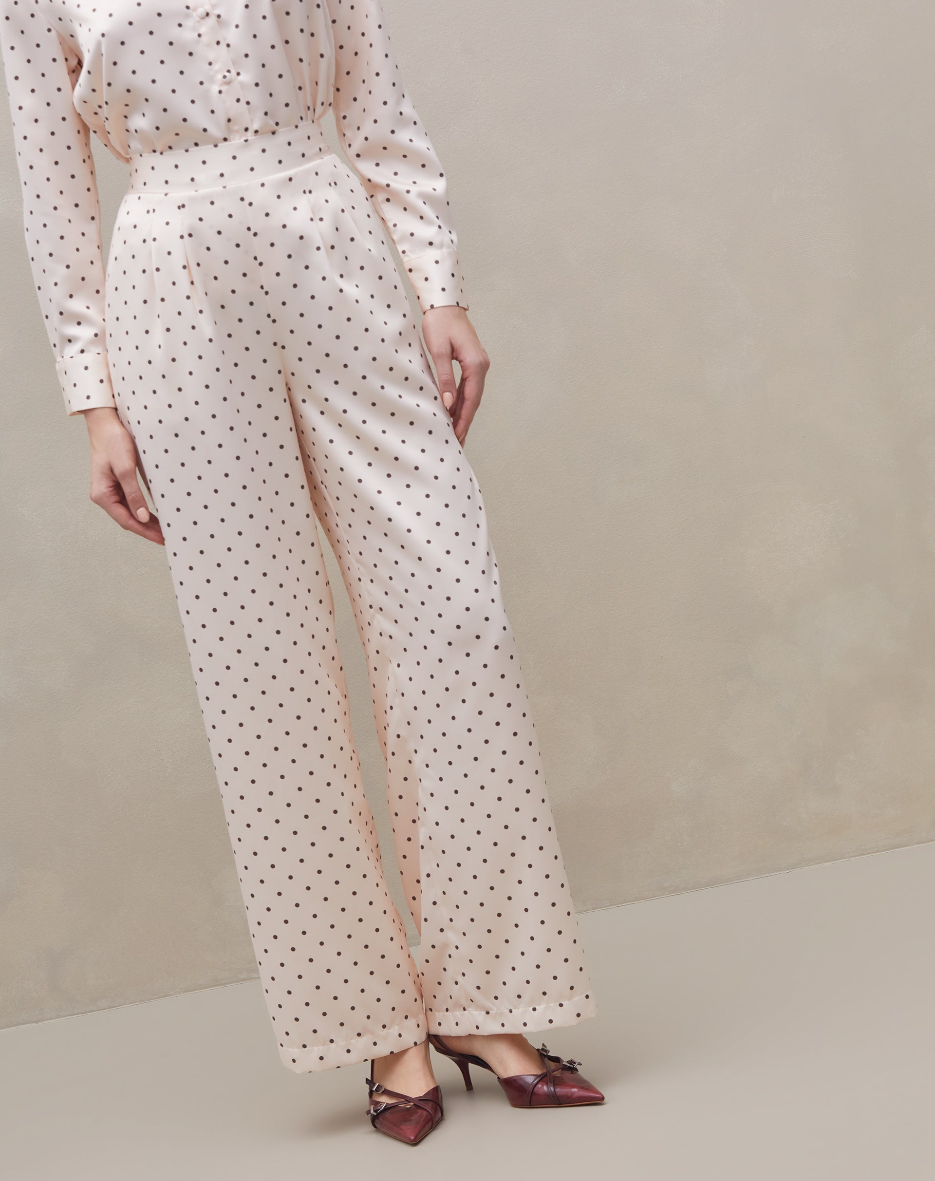 Calça Pantalona de Cetim  - Antique Dots