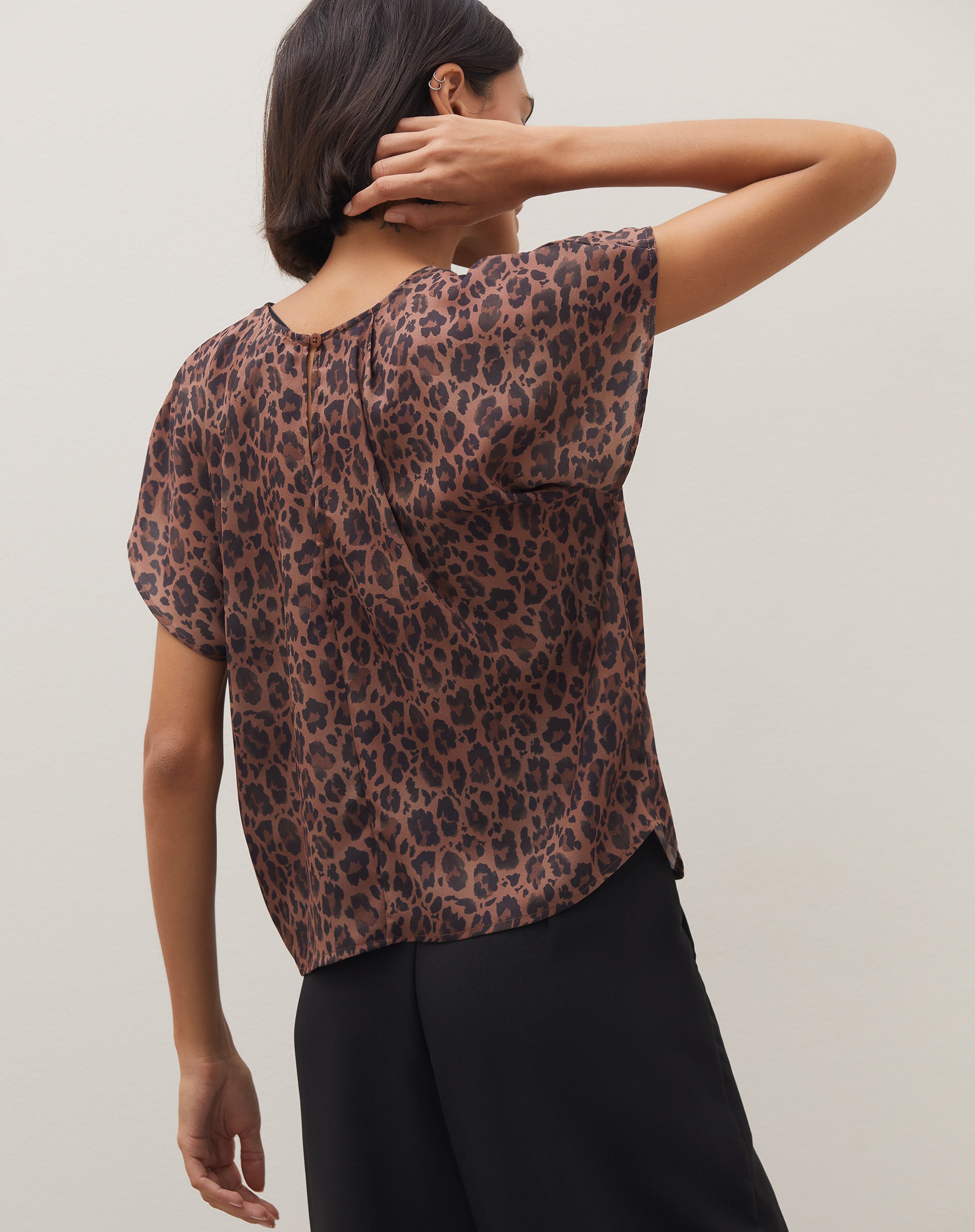 Blusa Manga Curta com Pregas - Watersplash Leopard