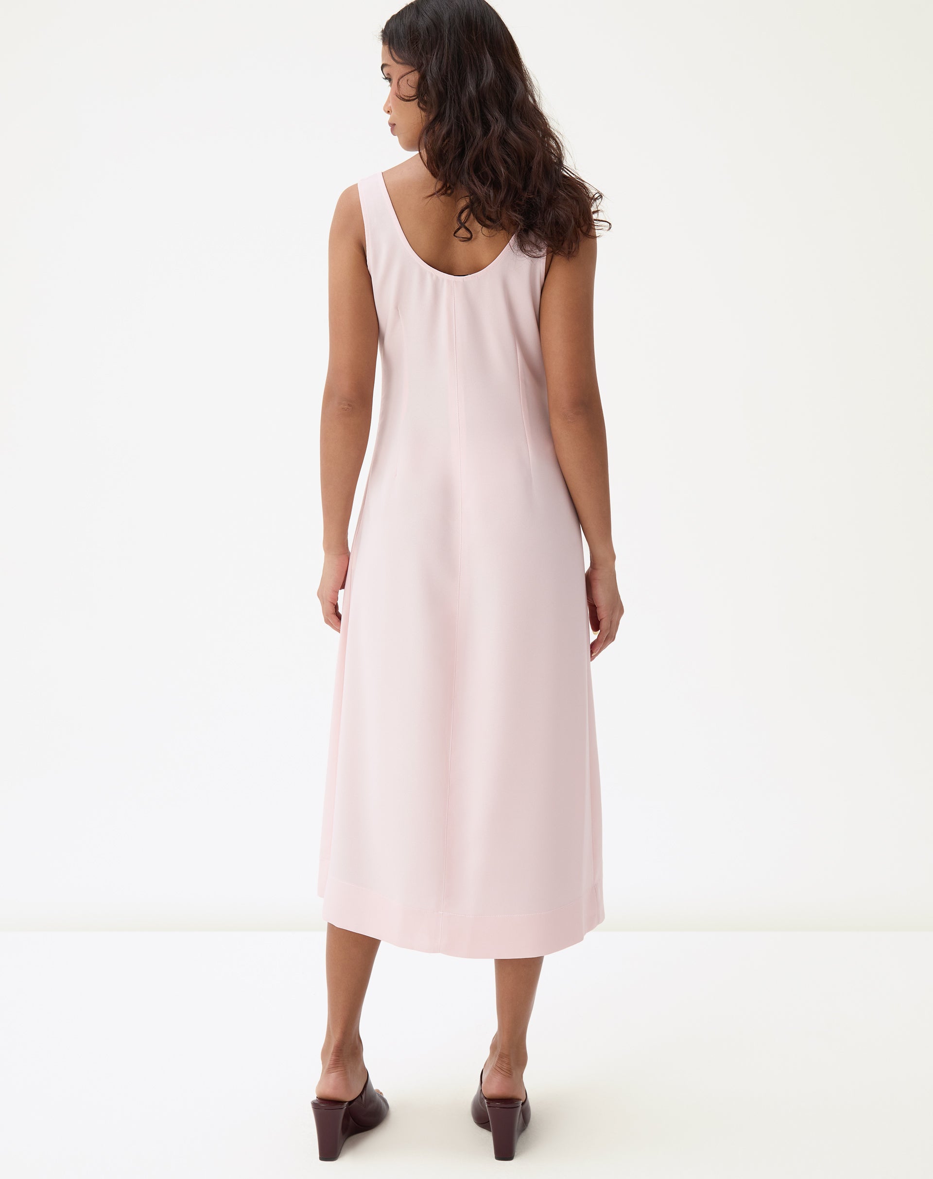 Vestido Regata Alfaiataria Midi - Rosa Claro