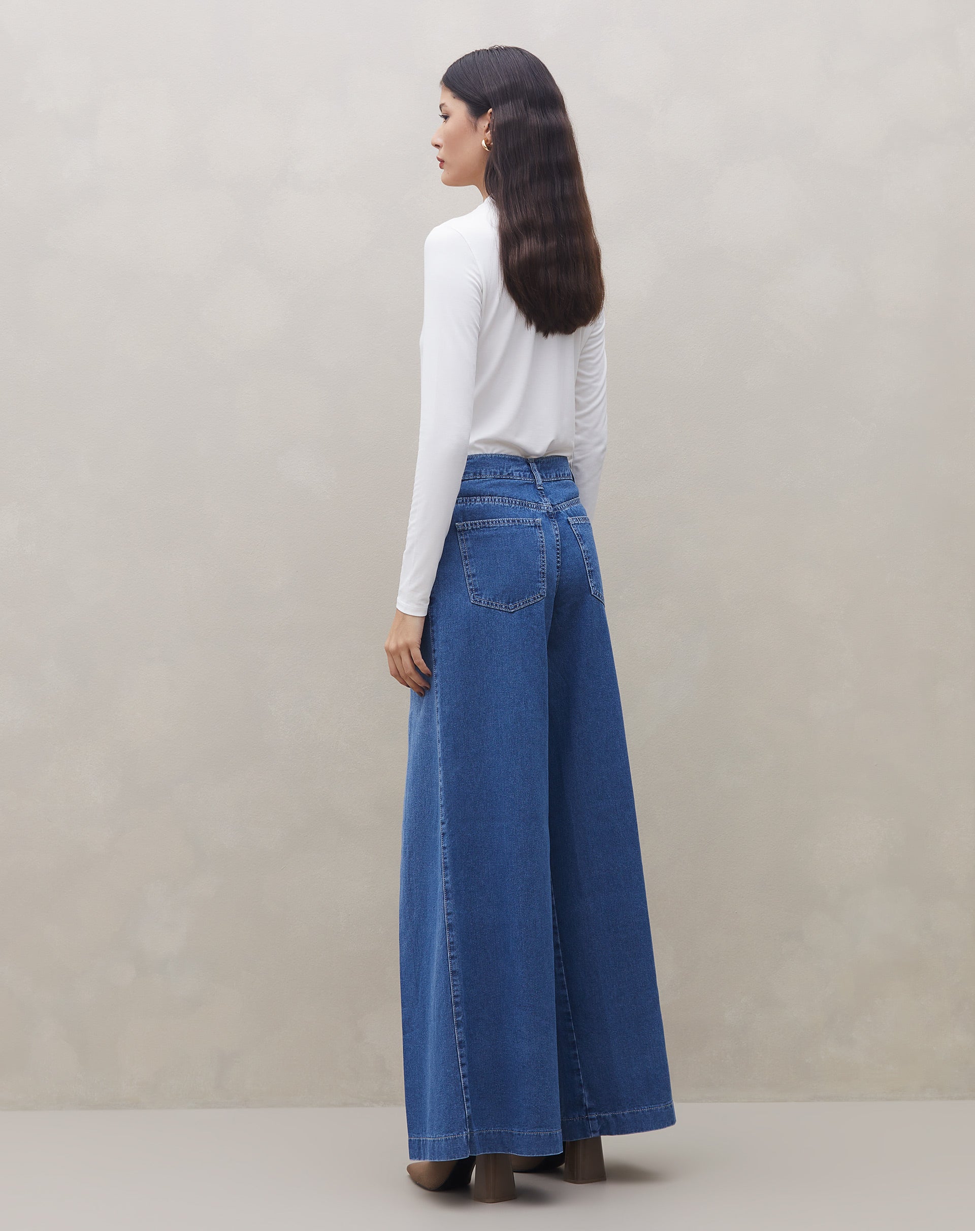 Calça com Prega Jeans Wide  - Azul Médio