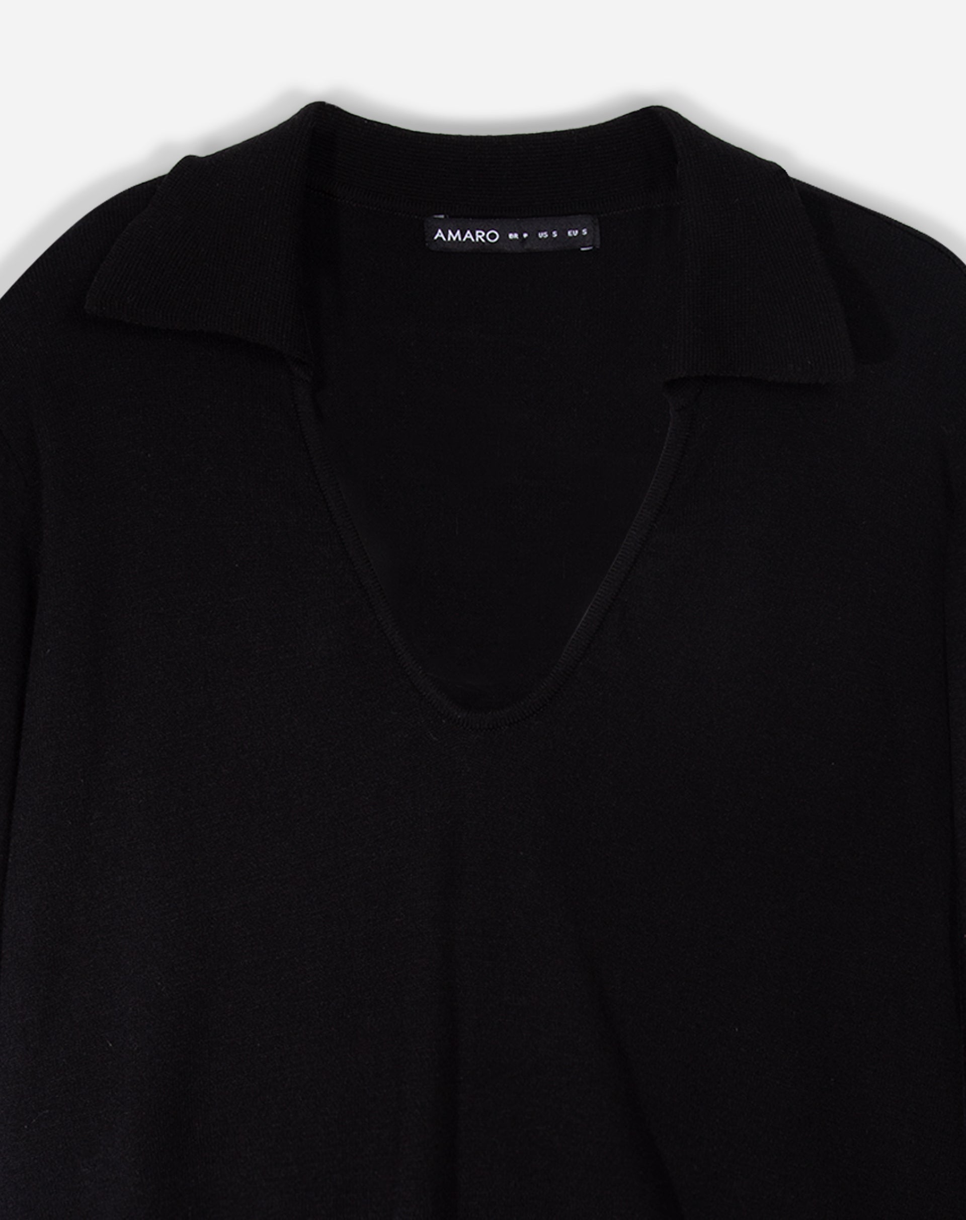 Blusa de Tricot Decote Profundo com Gola - Preto