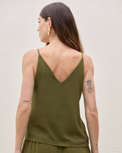 Regata Decote Reto com Costas Abertas - Verde Militar