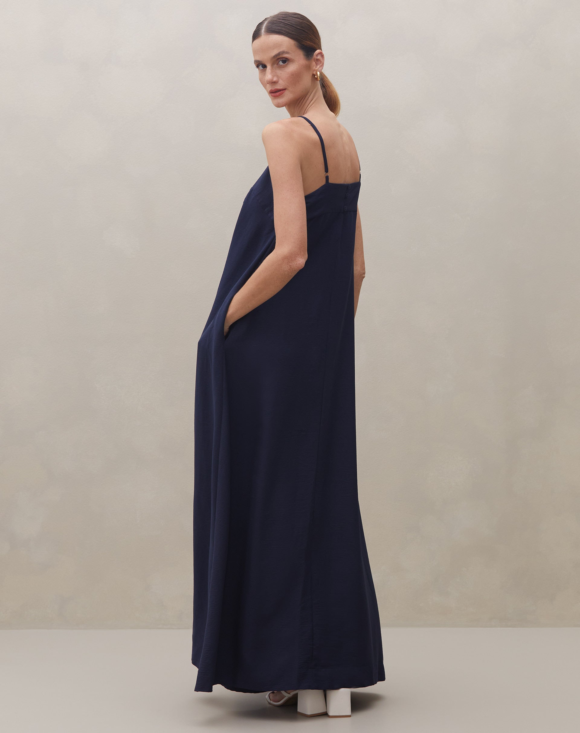 Vestido Longo de Alça com Prega - Azul Marinho