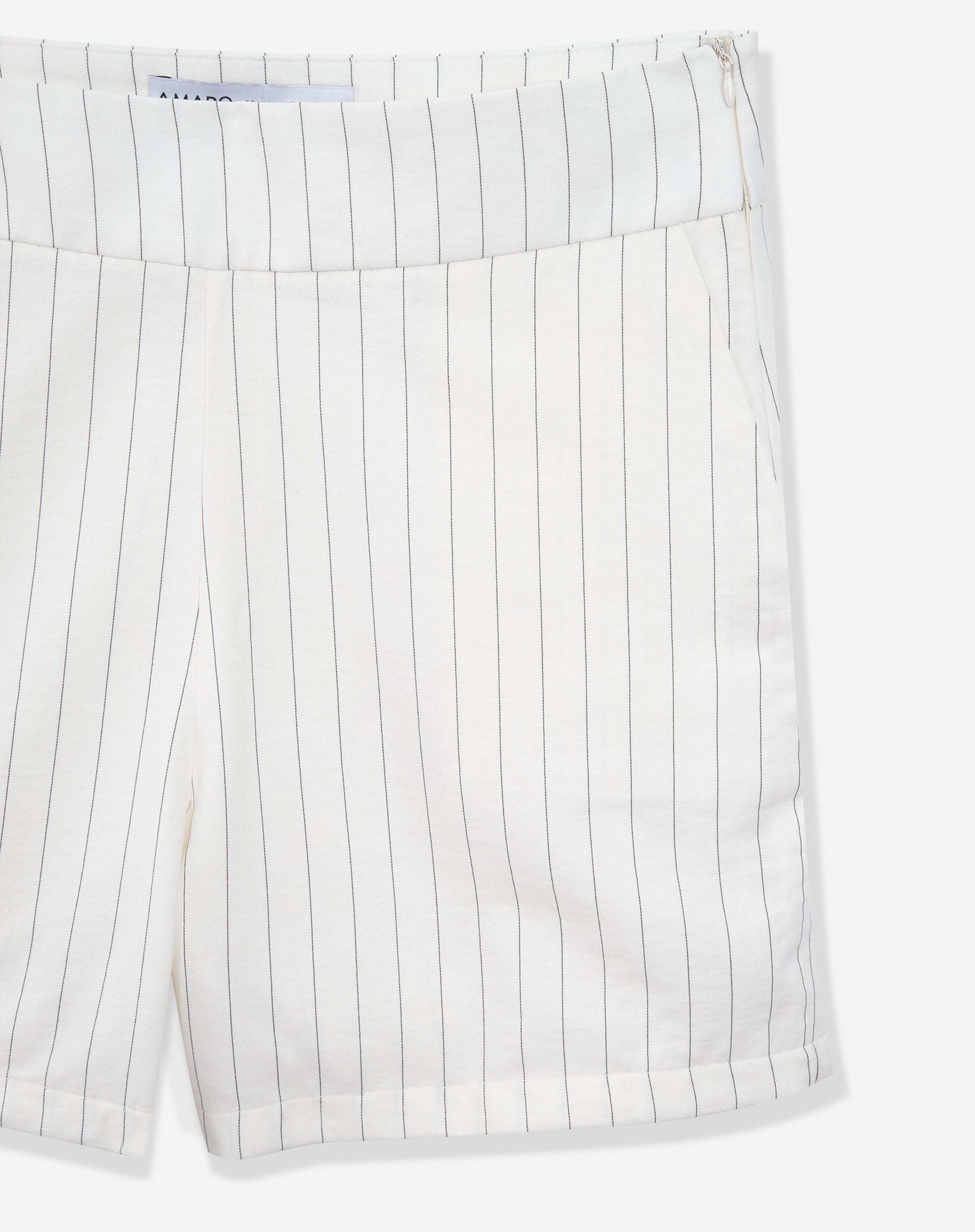 Shorts Alfaiatado Risca de Giz - Off-white