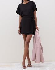 Blusa Ampla de Manga Curta - Preto