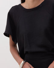 Blusa Ampla de Manga Curta - Preto