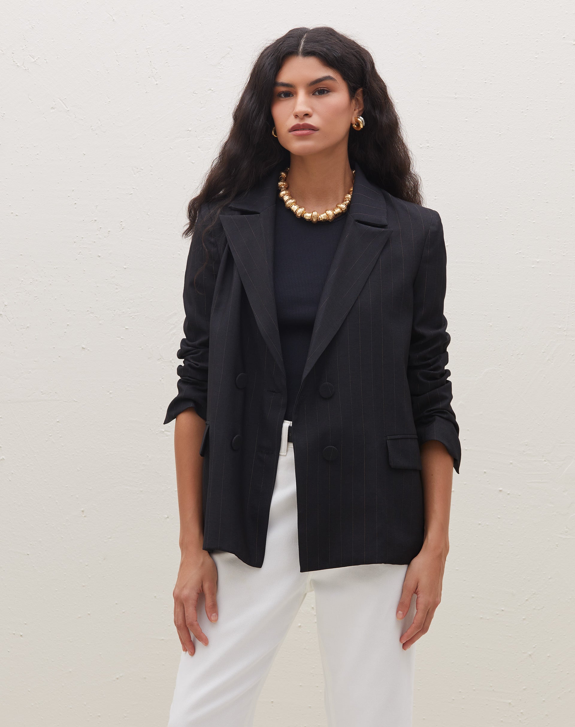 Blazer Alongado Risca de Giz - Preto