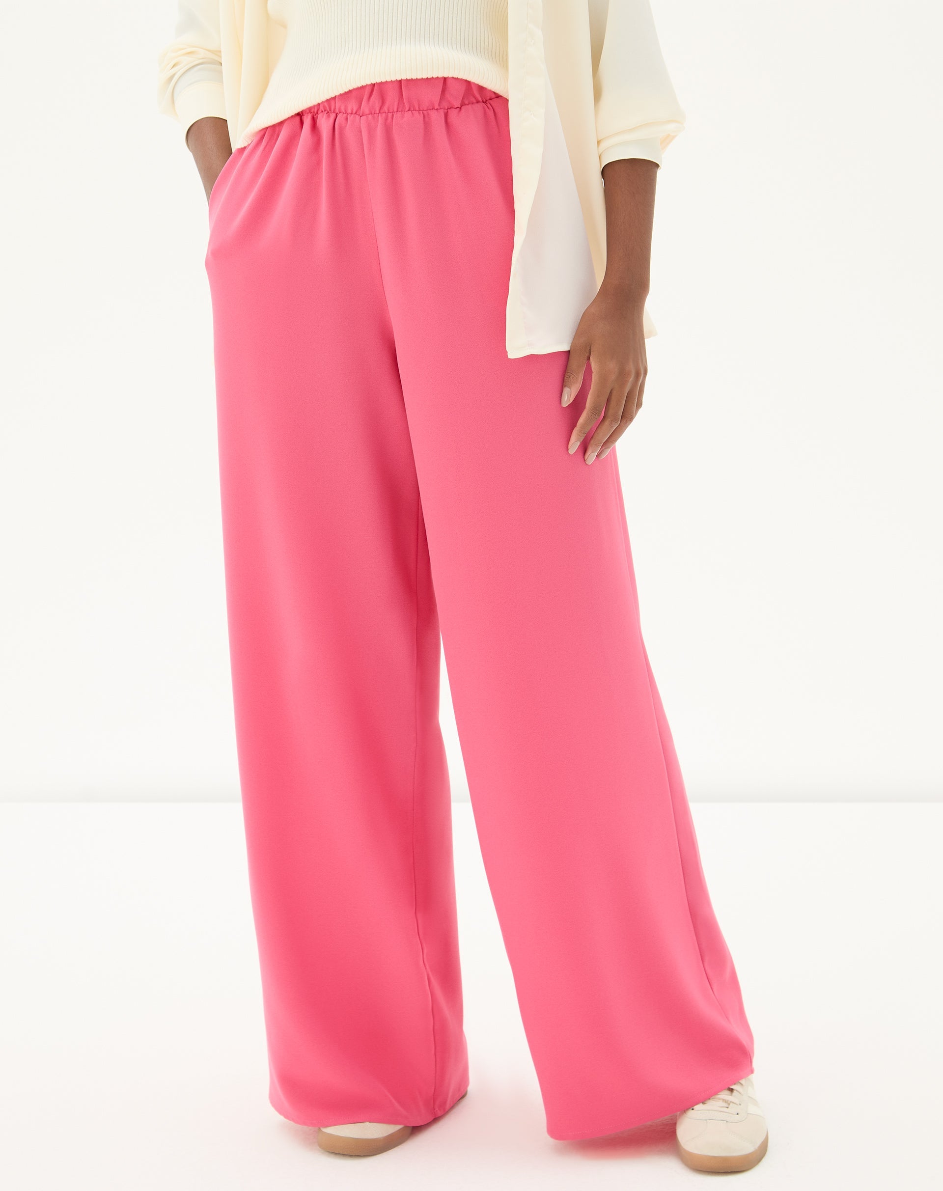 51225408_0018_calca-wide-leg-cos-elastico-com-pregas-coral_2_b446634c-b4df-4fde-8dc4-816df4ac40f5.jpg