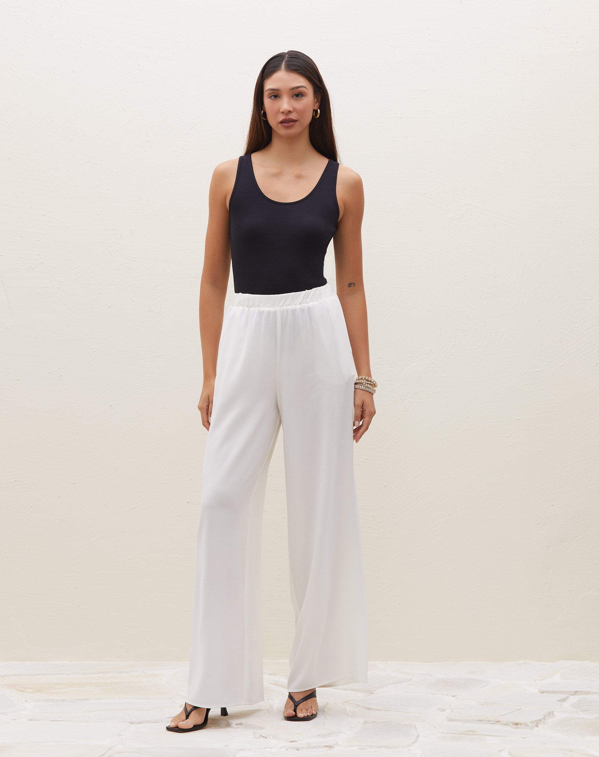 Calça Wide Leg Cós Elástico com Pregas - Off-white