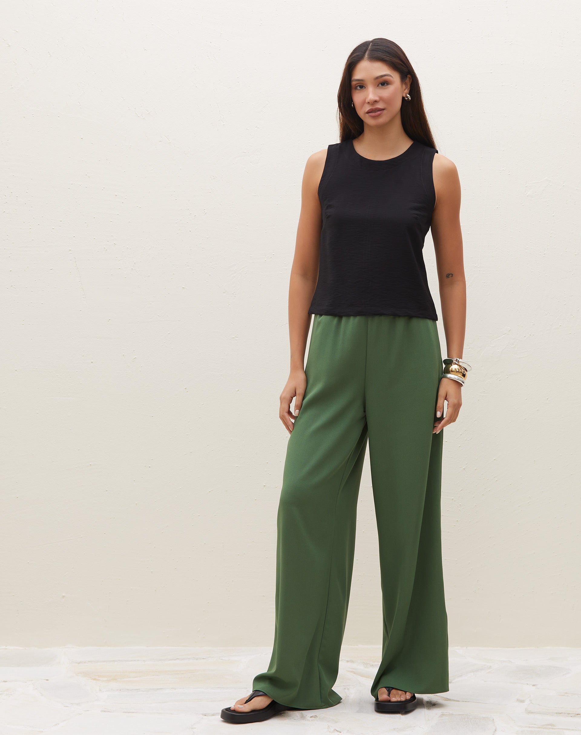 Calça Wide Leg Cós Elástico com Pregas - Verde Militar