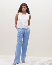 Regata Alças Largas com Recorte - OFF-WHITE