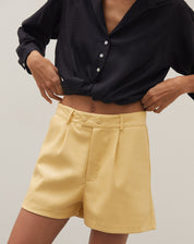 Shorts Cós Transpassado Pu - Amarelo Claro