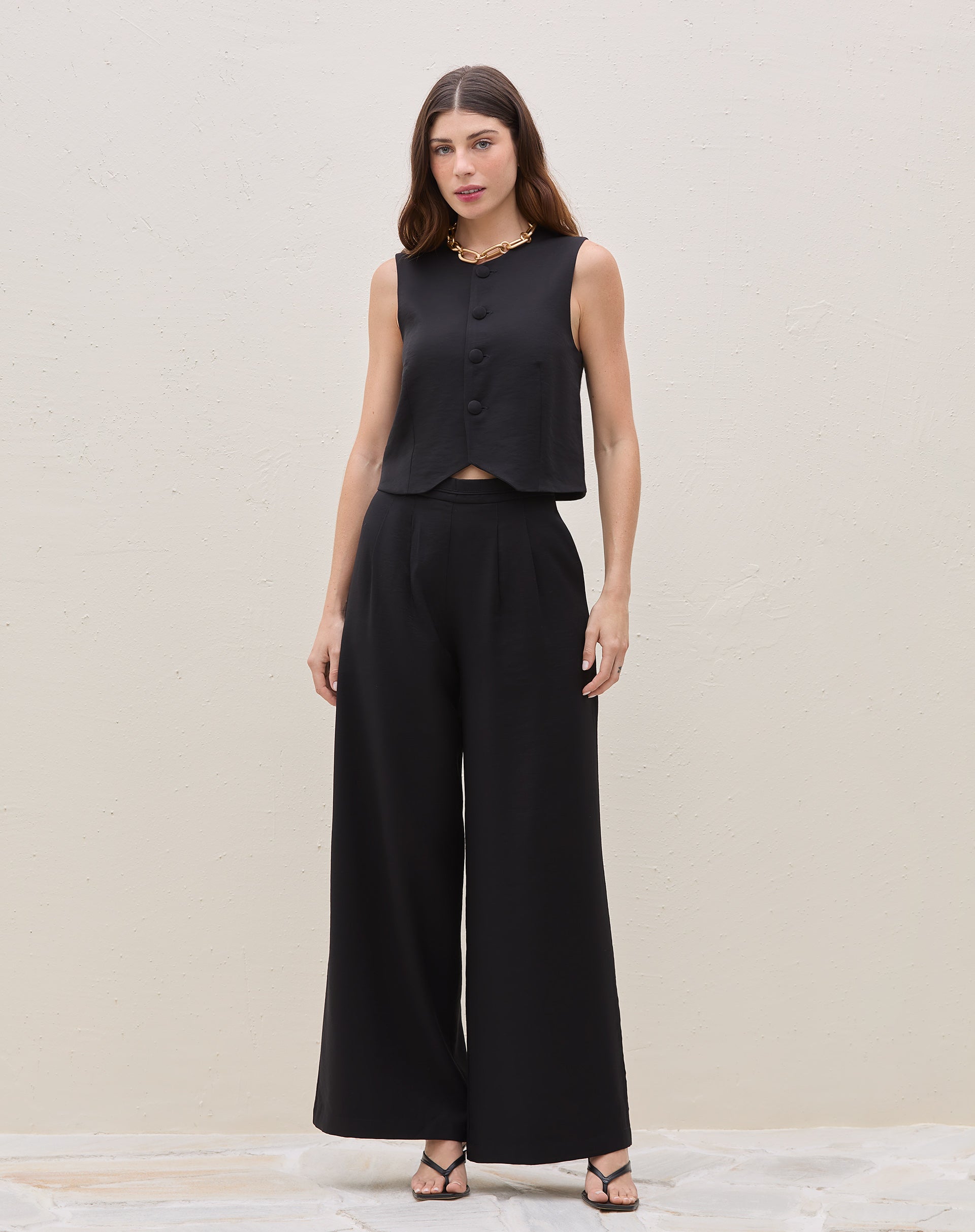 Calça Wide Leg com Pregas - Preto