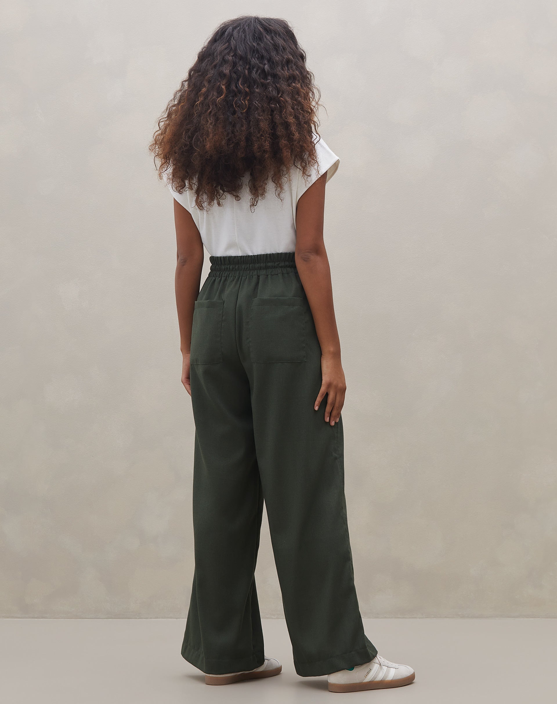 Calça de Linho com Cós Largo - Verde Militar