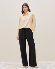 Calça Reta com Passante - Preto