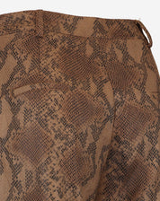 CALÇA RETA COBRA PU - CARAMELO