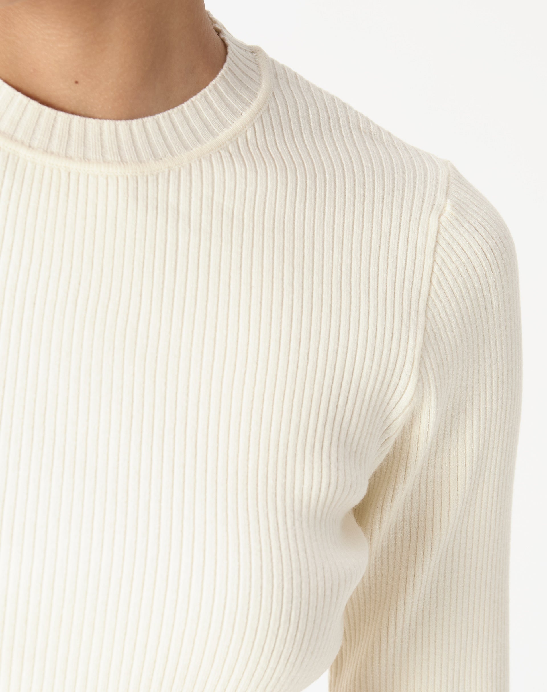 SUÉTER TRICOT GOLA CARECA - OFF-WHITE