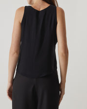 REGATA COM BABADOS DE VISCOSE - PRETO