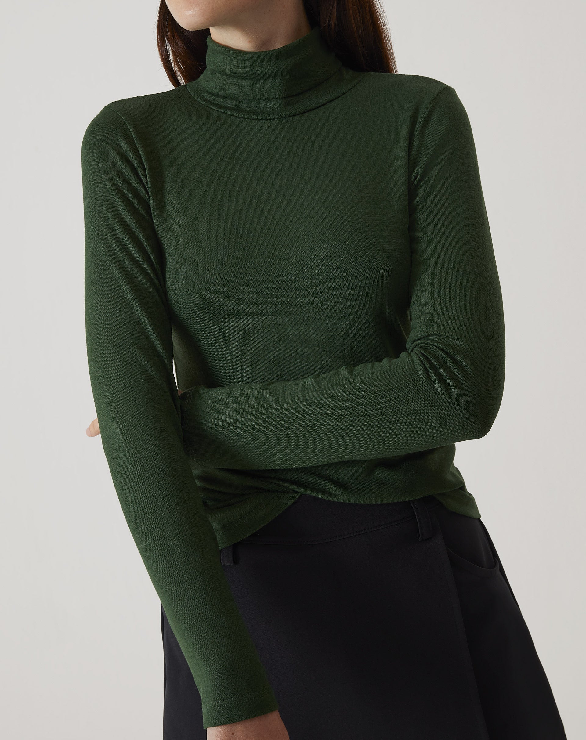 BLUSA GOLA ALTA DE MALHA - VERDE