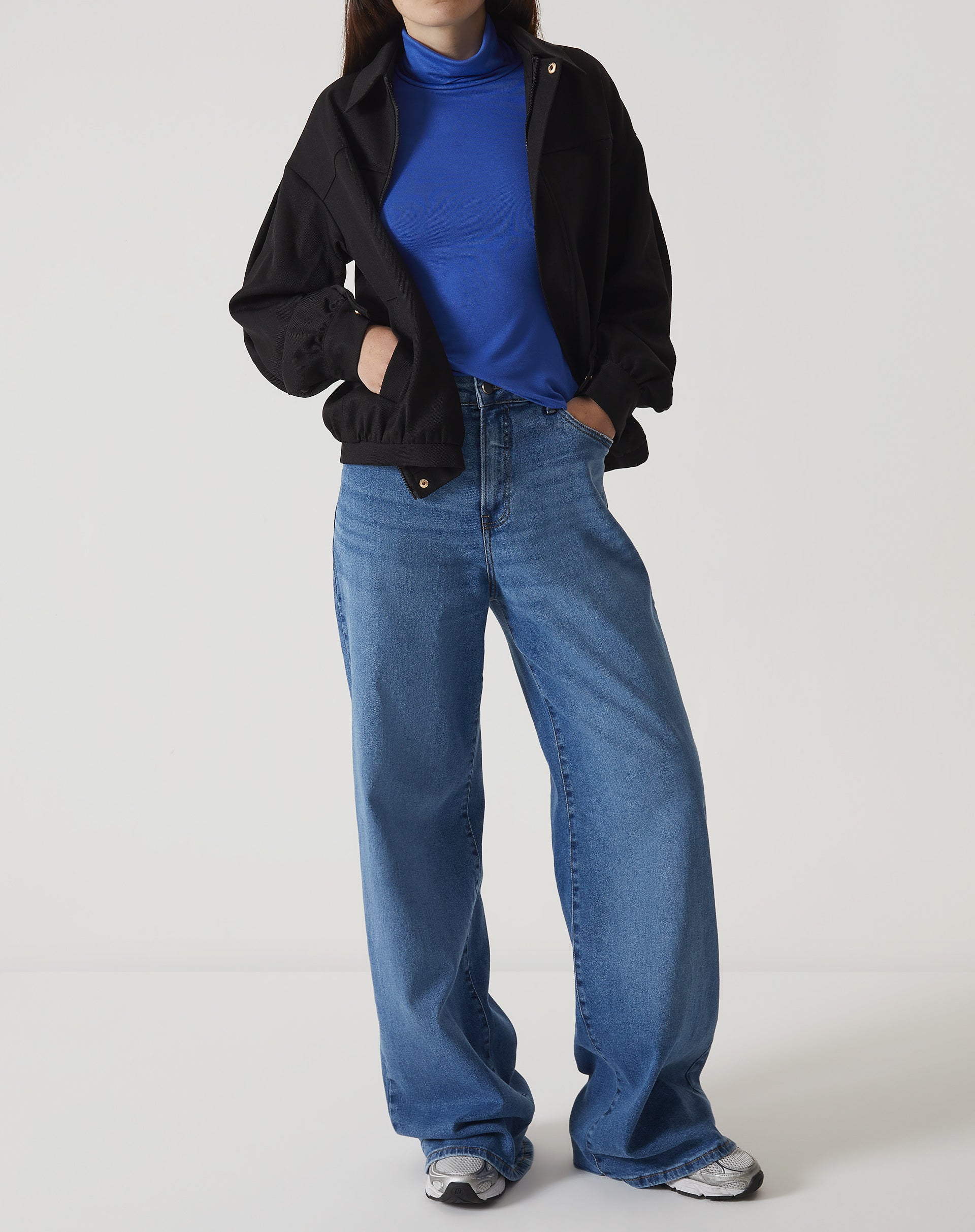 BLUSA GOLA ALTA DE MALHA - AZUL