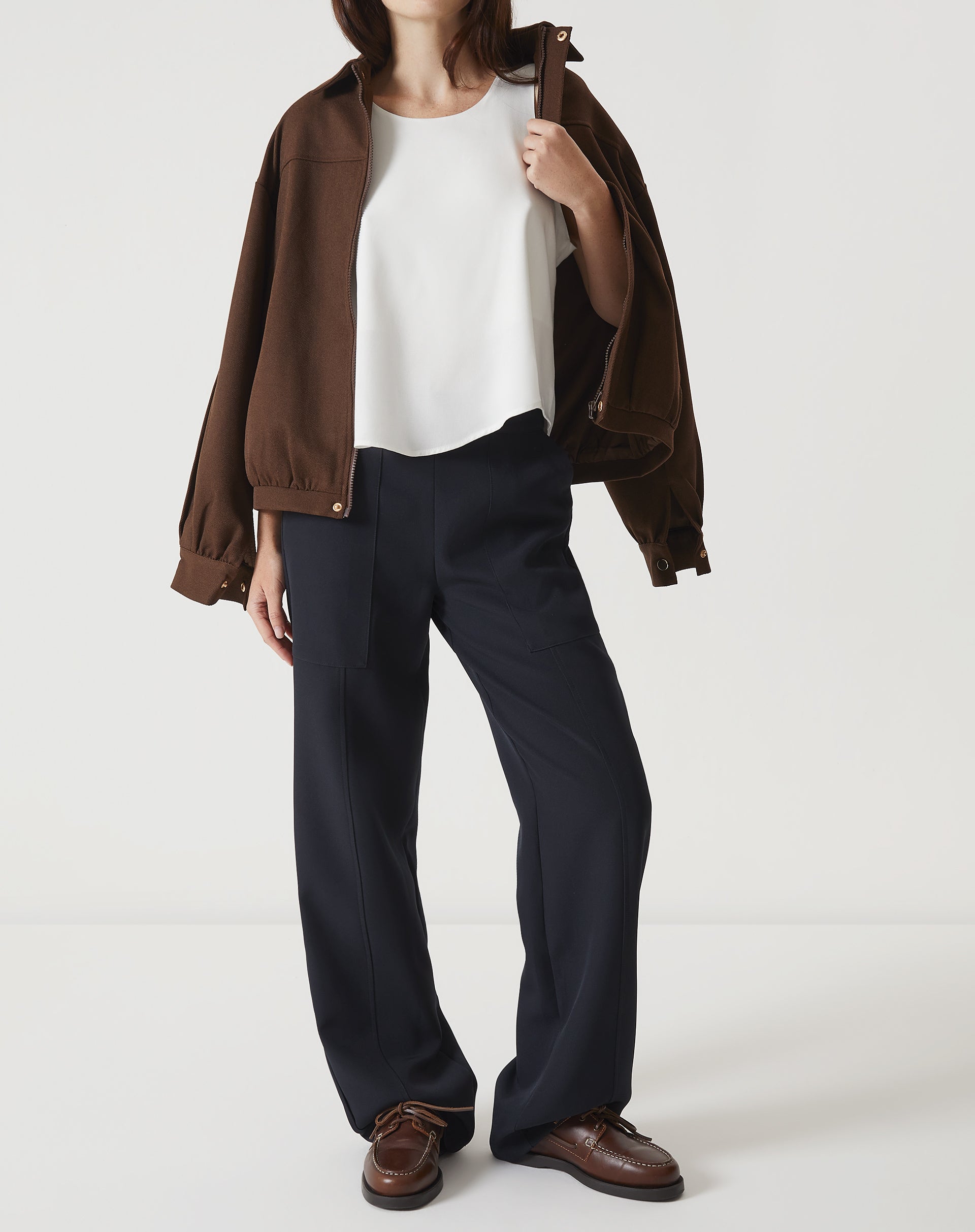 REGATA COM BABADOS DE VISCOSE - OFF-WHITE