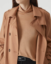 BLUSA GOLA ALTA DE MALHA - BEGE