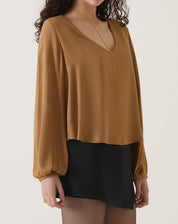 BLUSA MANGA LONGA DECOTE V - MARROM