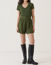 CAMISETA DECOTE V DE MALHA - VERDE