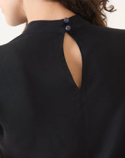 BLUSA MANGA CURTA DE VISCOSE - PRETO